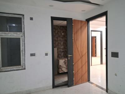 Bedroom Image of 1610 Sq.ft 3 BHK Apartment / Flat for sale in Vantara Vista Heights by Vantara Builders And Promotors, Sector 102 Noida for Rs. 9000000