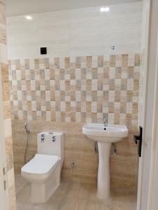 Bathroom Image of 1600 Sq.ft 4 BHK Apartment / Flat for sale in Adore The Legend 3, Sector 104 Faridabad for Rs. 8500000