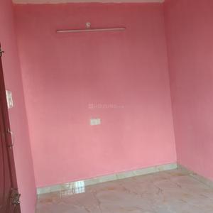 Bedroom Image of 1000 Sq.ft 2 BHK Independent House for rent in Pozhichalur Chennai for Rs. 18000