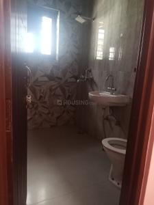 Bathroom Image of 1500 Sq.ft 2 BHK Independent House for rent in Chauda Bigha Rishikesh for Rs. 17500