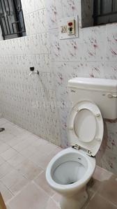 Bathroom Image of 900 Sq.ft 1.5 BHK Independent House for rent in New Tippasandra Bengaluru for Rs. 25000