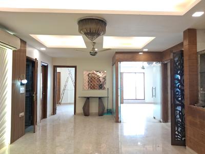 Living Room Image of 2700 Sq.ft 3 BHK Builder Floor for rent in Model Town New Delhi for Rs. 90000