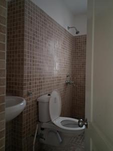 Common Bathroom Image of 1564 Sq.ft 3 BHK Apartment / Flat for sale in Paras Tierea, Sector 137 Noida for Rs. 13000000