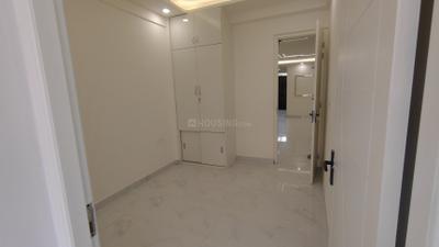Bedroom Image of 2250 Sq.ft 4 BHK Builder Floor for sale in Sector 104 Noida for Rs. 8500000