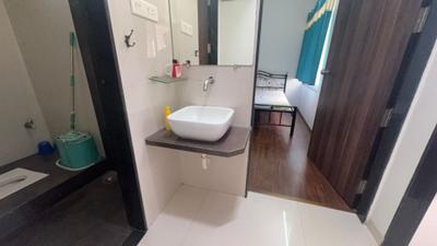 Image of 1047 Sq.ft 2 BHK Apartment / Flat for sale in Kalash Swarajya Apartment, Sadguru Nagar, Nashik for Rs. 6500000