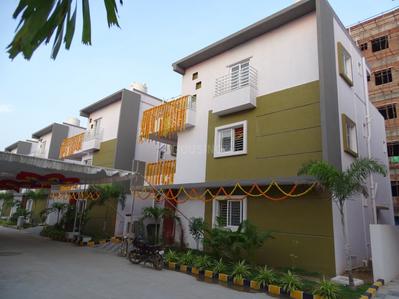 Image of 2800 Sq.ft 4 BHK Villa for rent in Green Emerald, Puppalaguda, Hyderabad for Rs. 70000