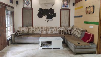 Living Room Image of 2700 Sq.ft 6 BHK Villa for sale in Atishay Belle Ville, Motera Ahmedabad for Rs. 35000000
