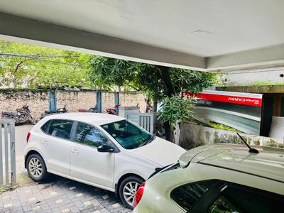 Balcony Image of 2500 Sq.ft 4 BHK Independent House for sale in M.G. Road Kochi for Rs. 80000000