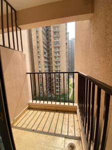 Balcony Image of 1200 Sq.ft 3 BHK Apartment / Flat for rent in SKA Metro Ville, Eta II Greater Noida for Rs. 27000