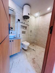 Bathroom Image of 2000 Sq.ft 4 BHK Apartment / Flat for sale in Saket New Delhi for Rs. 17200000