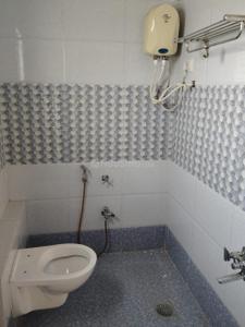 Bathroom Image of 1850 Sq.ft 4.5 BHK Penthouse for sale in Waghodia Road Vadodara for Rs. 5500000