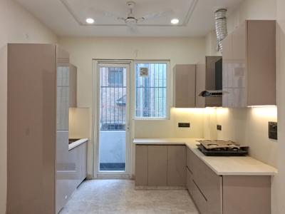 Kitchen Image of 1350 Sq.ft 3 BHK Builder Floor for sale in Paschim Vihar New Delhi for Rs. 26000000
