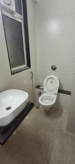 Perugate, Sadashiv Peth Bathroom 1