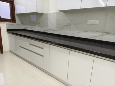 Kitchen Image of 1020 Sq.ft 2 BHK Apartment / Flat for rent in Amanora Ascent Towers, Hadapsar Pune for Rs. 44000
