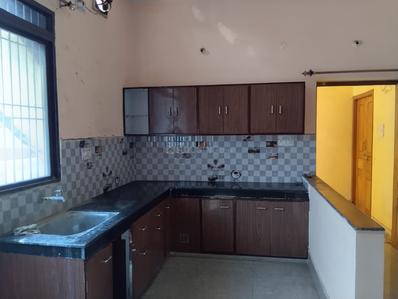 Kitchen Image of 1150 Sq.ft 2 BHK Builder Floor for rent in Nawada Arrah for Rs. 8000
