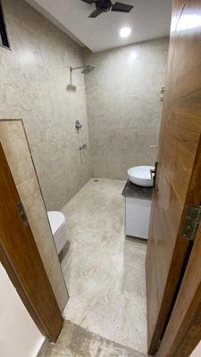 Image of 1400 Sq.ft 3 BHK Builder Floor for sale in DDA Flat Janakpuri, Janakpuri, New Delhi for Rs. 21000000