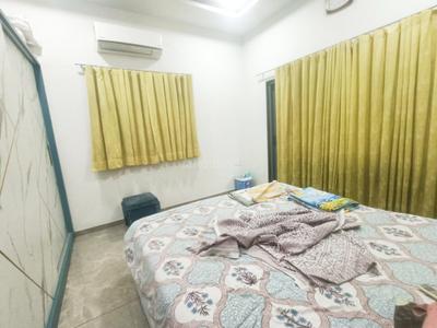 Bedroom Image of 1900 Sq.ft 4.5 BHK Villa for sale in Ghatlodiya Ahmedabad for Rs. 18500000