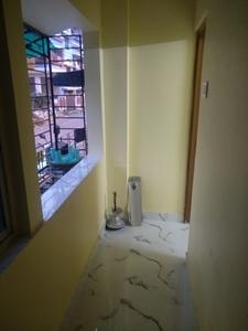Balcony Image of 800 Sq.ft 2 BHK Builder Floor for rent in Ganguly Bagan Kolkata for Rs. 12000