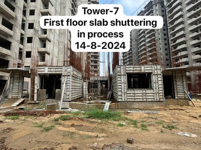 Image of 750 Sq.ft 3 BHK Apartment / Flat for sale in Breez Global Heights 89, Sector 89, Gurgaon for Rs. 7500000