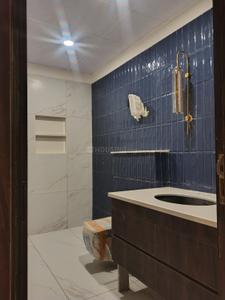Bathroom Image of 2020 Sq.ft 3 BHK Apartment / Flat for sale in Atlas, Raj Nagar Extension Ghaziabad for Rs. 18180000