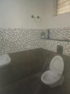 Bathroom Image of 1057 Sq.ft 2 BHK Apartment / Flat for sale in S And M Gardenia, Sorahunase Bengaluru for Rs. 7500000