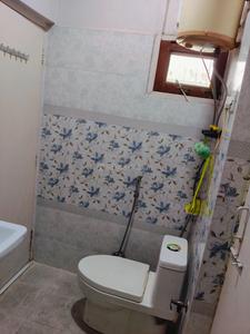 Bathroom Image of 1650 Sq.ft 3 BHK Apartment / Flat for sale in Rudra Buildwell Jagdambe Apartments, Sector 62 Noida for Rs. 16000000