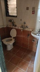 Bathroom Image of 510 Sq.ft 1 BHK Apartment / Flat for rent in Lodha Paradise, Thane West Thane for Rs. 25000