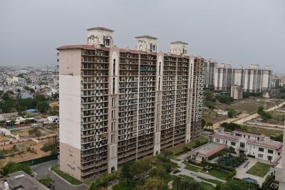 Image of 1943 Sq.ft 3 BHK Apartment / Flat for sale in DLF Express Greens, Manesar, Gurgaon for Rs. 14100000