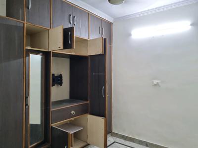 Bedroom Image of 900 Sq.ft 3 BHK Builder Floor for rent in Janakpuri New Delhi for Rs. 27000