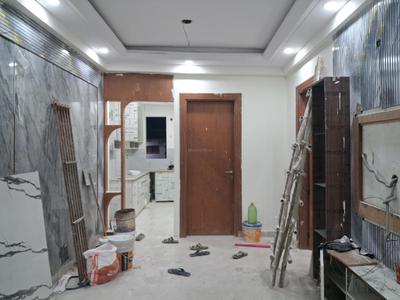 Living Room Image of 1150 Sq.ft 2.5 BHK Apartment / Flat for sale in Sector 73 Noida for Rs. 4600000