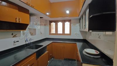 Kitchen Image of 1200 Sq.ft 3 BHK Independent House for rent in Ejipura Bengaluru for Rs. 45000