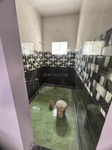 Bathroom Image of 800 Sq.ft 2 BHK Independent House for rent in Kalavakkam Chennai for Rs. 17000