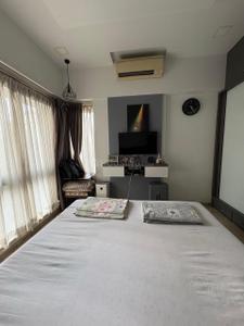 Hall Image of 1200 Sq.ft 3 BHK Apartment / Flat for sale in Bandra West Mumbai for Rs. 62500000