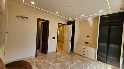 Bedroom Image of 1530 Sq.ft 3 BHK Builder Floor for sale in Paschim Vihar New Delhi for Rs. 32500000
