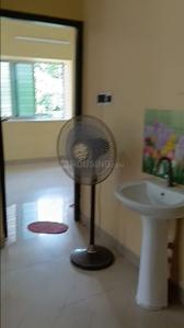Bathroom Image of 720 Sq.ft 2 BHK Apartment / Flat for sale in Haltu Kolkata for Rs. 3500000