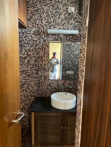 Bathroom Image of 1000 Sq.ft 2 BHK Builder Floor for sale in Greater Kailash I New Delhi for Rs. 21000000