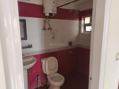 Bathroom Image of 1458 Sq.ft 3 BHK Apartment / Flat for rent in South City Residency, Prince Anwar Shah Connector Kolkata for Rs. 65000