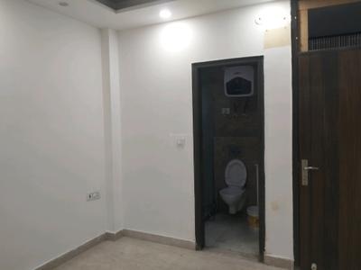 Bedroom Image of 1000 Sq.ft 3 BHK Builder Floor for sale in Vikaspuri New Delhi for Rs. 16200000