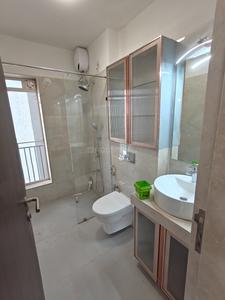 Bathroom Image of 1600 Sq.ft 3 BHK Apartment / Flat for sale in L And T West Square, Seawoods Navi Mumbai for Rs. 45000000