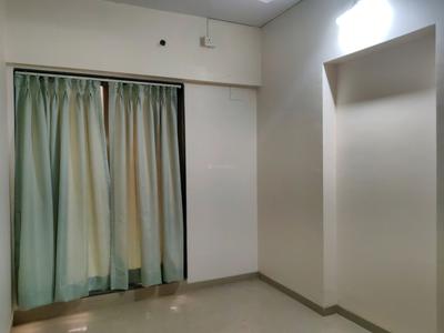 Bedroom Image of 2200 Sq.ft 4 BHK Apartment / Flat for sale in Oberoi Eternia Towers A to D, Mulund West Mumbai for Rs. 80000000