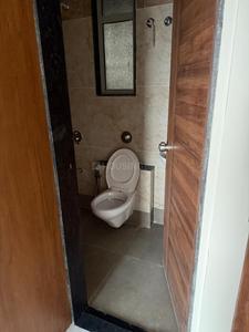 Bathroom Image of 1500 Sq.ft 3 BHK Apartment / Flat for rent in Ellisbridge Ahmedabad for Rs. 68000