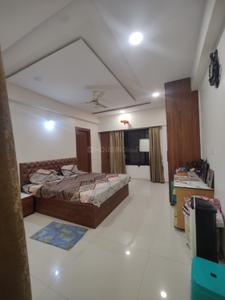 Bedroom Image of 2005 Sq.ft 3 BHK Apartment / Flat for rent in Sakar Elite Apex, Mahalakshmi Nagar Indore for Rs. 45000