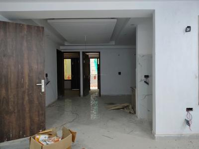 Living Room Image of 1110 Sq.ft 3 BHK Apartment / Flat for sale in Mehrauli New Delhi for Rs. 8000000