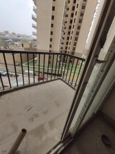 Balcony Image of 2000 Sq.ft 3 BHK Apartment / Flat for sale in Amrapali Heartbeat City, Sector 107 Noida for Rs. 25500000