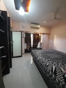 Bedroom Image of 900 Sq.ft 3 BHK Apartment / Flat for rent in Vile Parle East Mumbai for Rs. 90000