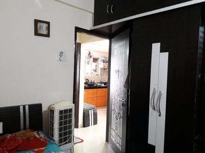 Bedroom Image of 850 Sq.ft 2 BHK Apartment / Flat for sale in Rahatani Pune for Rs. 4100000