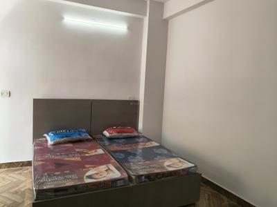 Bedroom Image of 1200 Sq.ft 1 RK Apartment / Flat for rent in Sector 13 Gurgaon for Rs. 15000