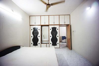 Bedroom Image of 2025 Sq.ft 4 BHK Apartment / Flat for sale in Maninagar Ahmedabad for Rs. 11800000
