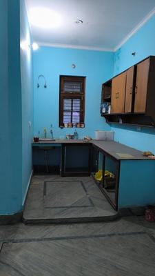 Kitchen Image of 1000 Sq.ft 2 BHK Builder Floor for rent in C.B.Ganj Bareilly for Rs. 10000