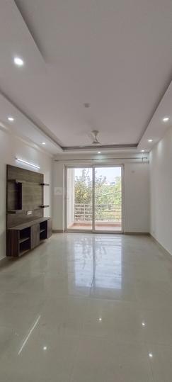 Roots Courtyard Main Image 1